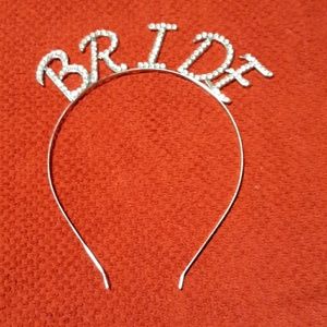 Bride head band.🎫